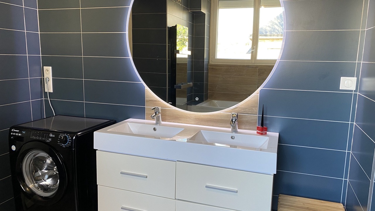 Photo of Bathroom in Reims City Centre