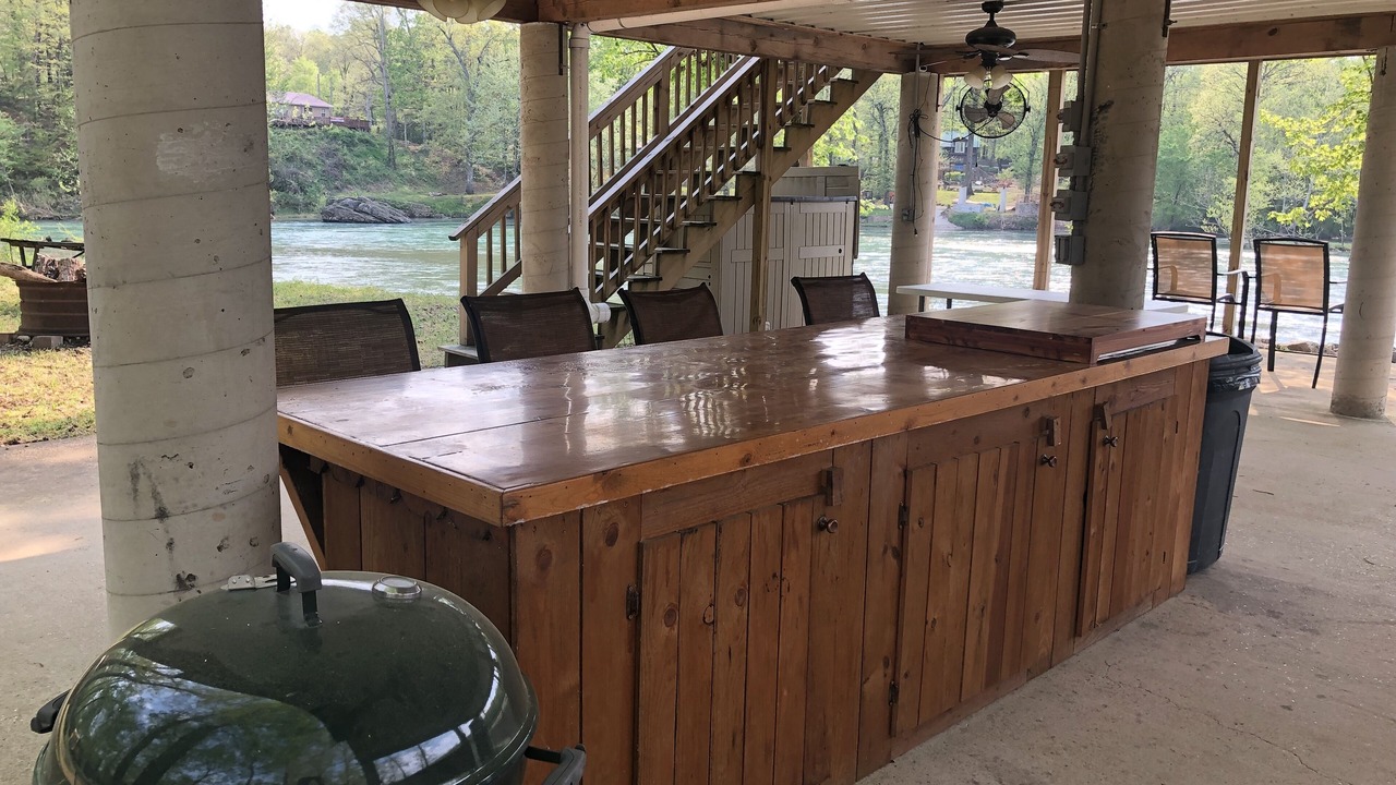 Photo of Patio Balcony in Doniphan