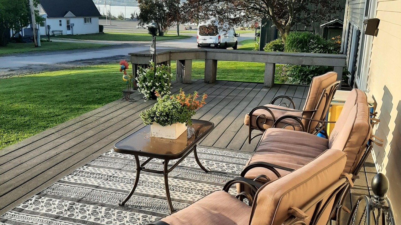Photo of Patio Balcony in St Ignace