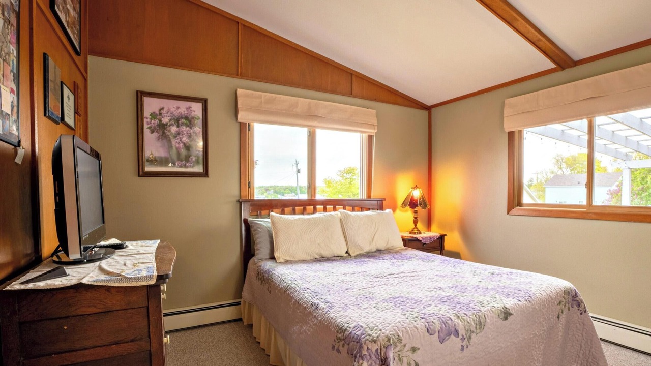 Photo of Bedroom in St Ignace