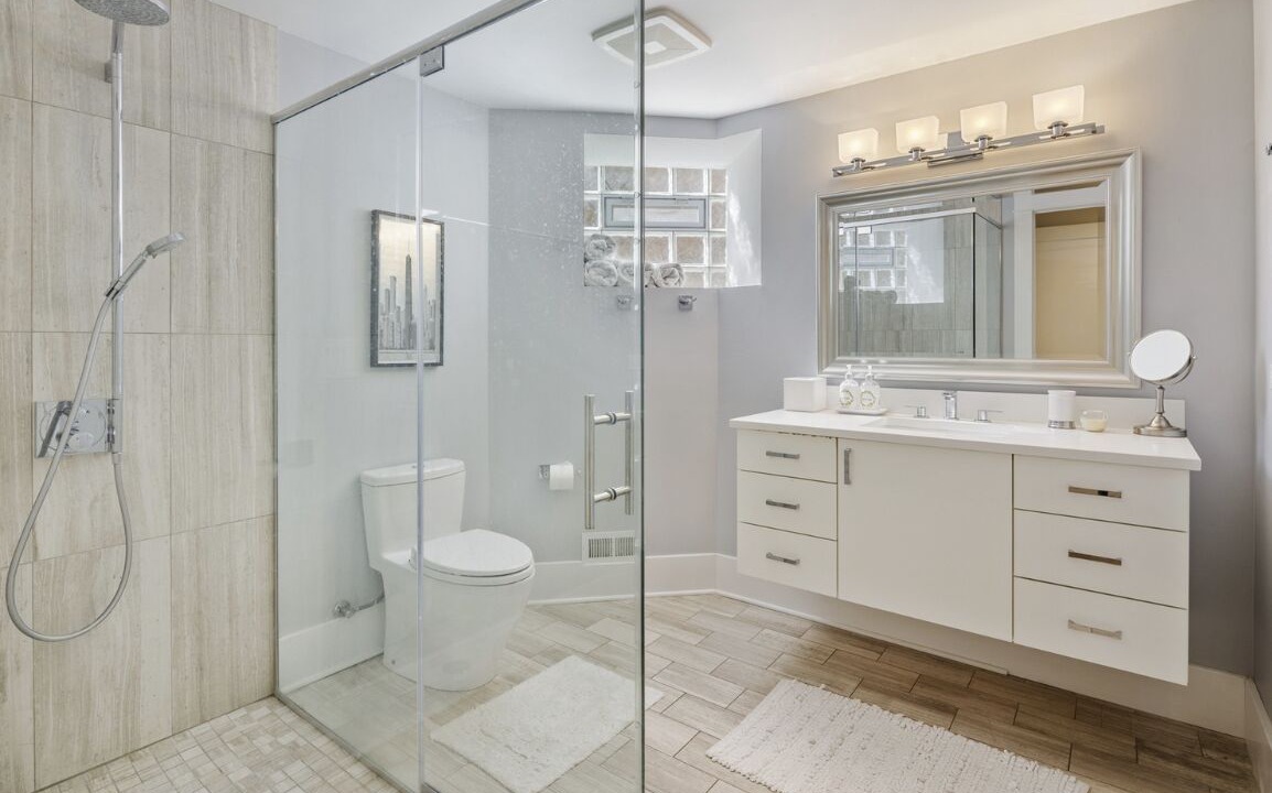 Photo of Bathroom in North Center