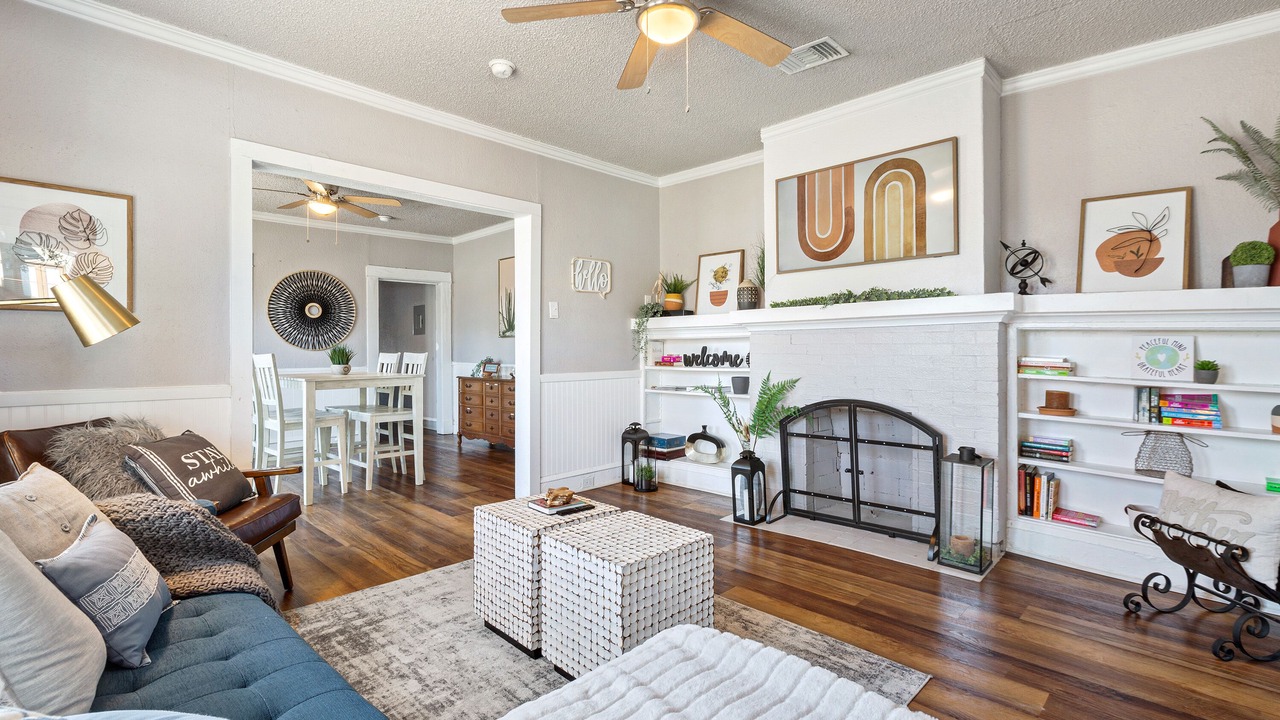 Photo of Livingroom in Waco
