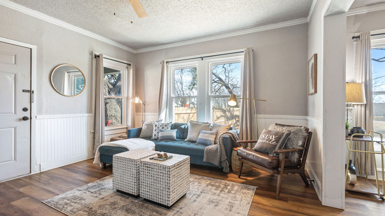 Photo of Livingroom in Waco
