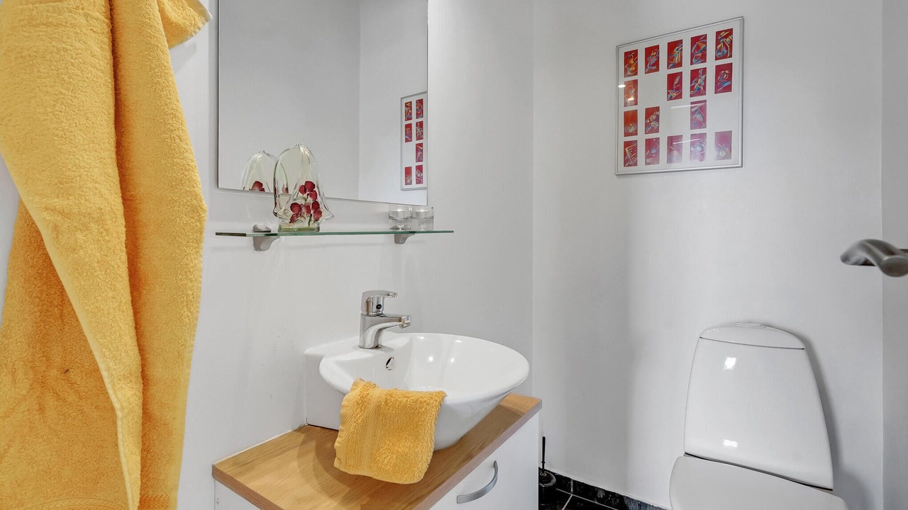 Photo of Bathroom in Jegum