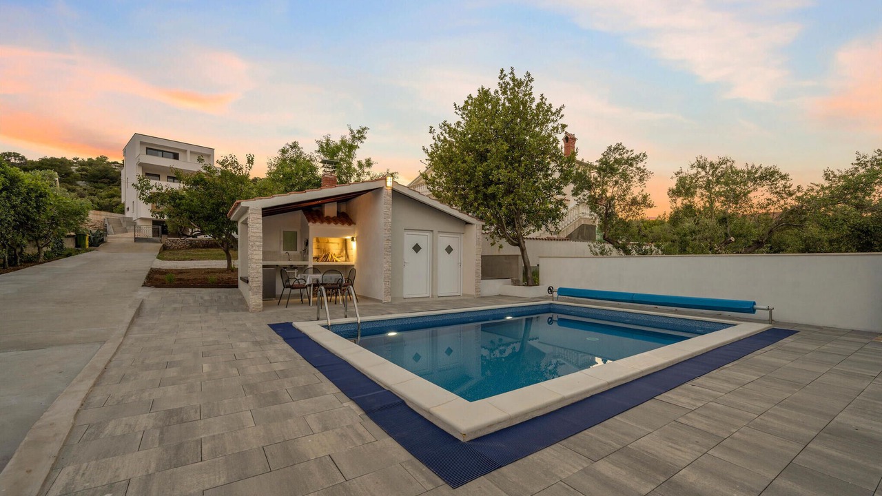 Photo of Outdoor in Betina