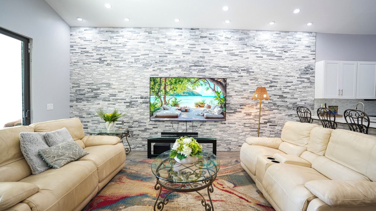 Photo of Livingroom in Naples Park