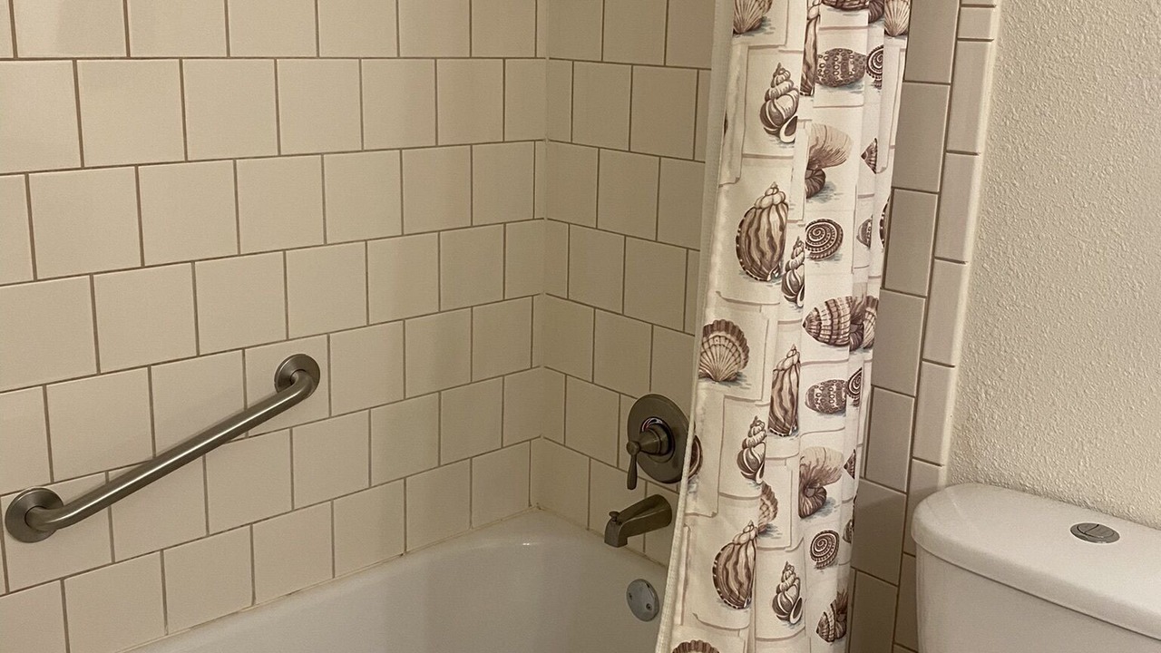 Photo of Bathroom in Lincoln City