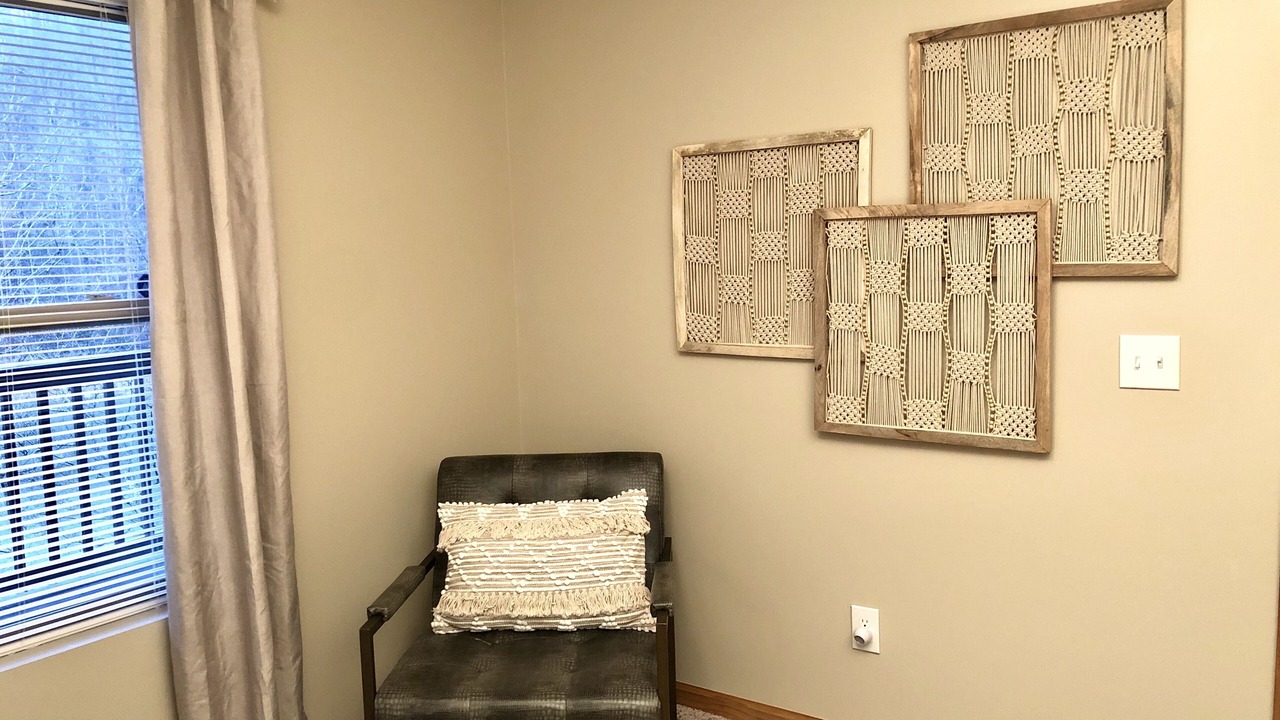 Photo of Bedroom in Flat Hollow Marina