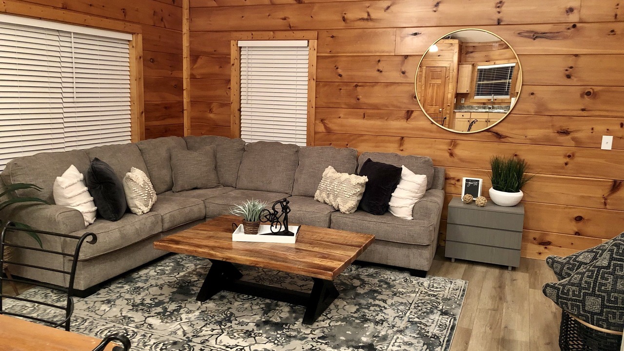 Photo of Bedroom in Flat Hollow Marina