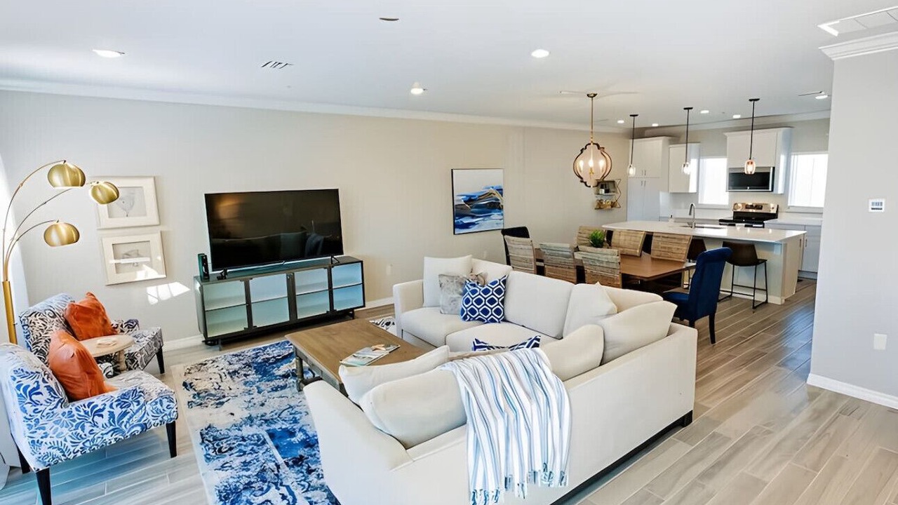 Photo of Livingroom in Ono Island