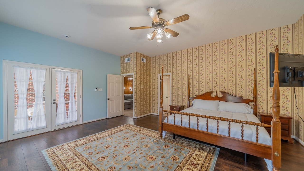 Photo of Bedroom in Spring