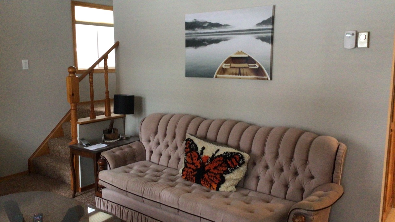 Photo of Livingroom in Wasaga Beach