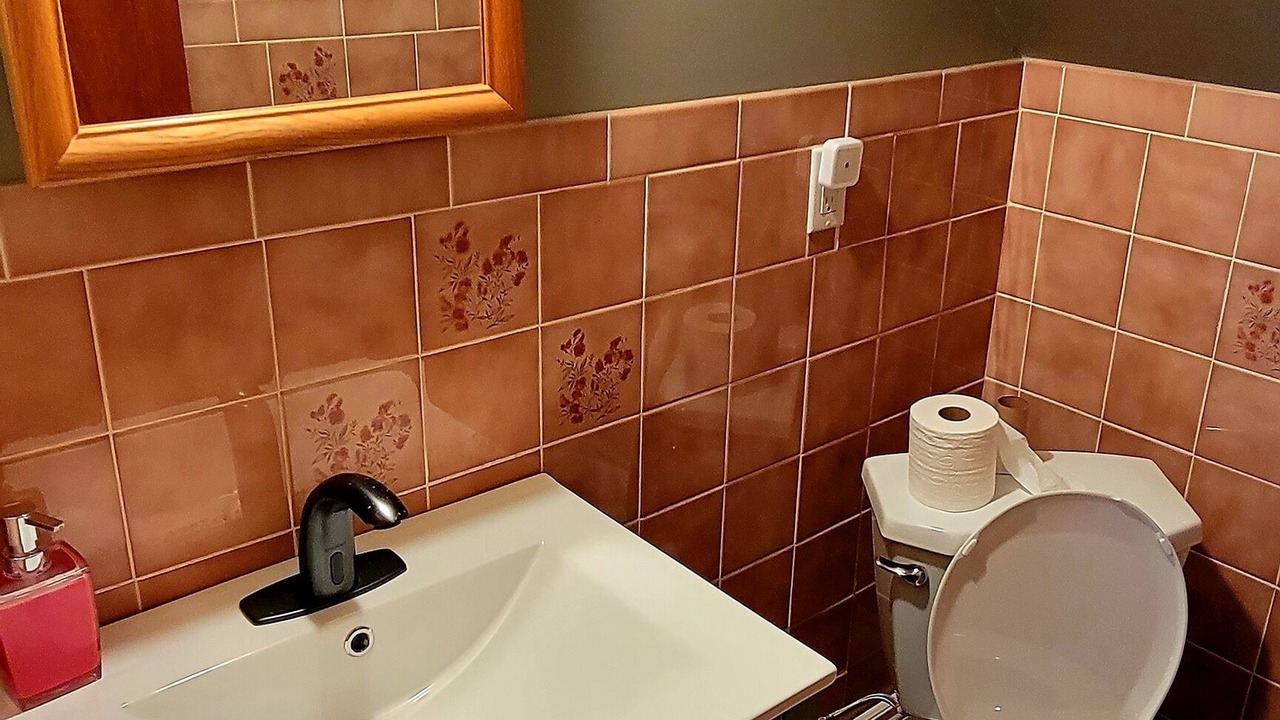Photo of Bathroom in Wasaga Beach