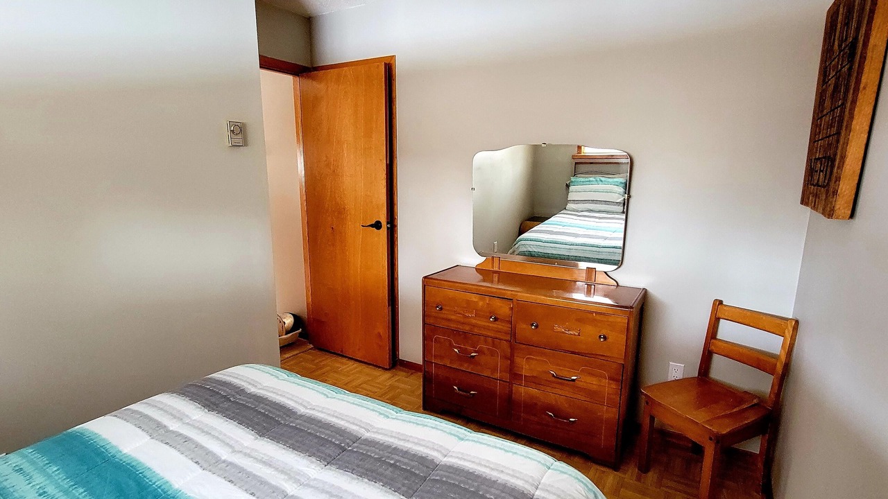 Photo of Bedroom in Wasaga Beach