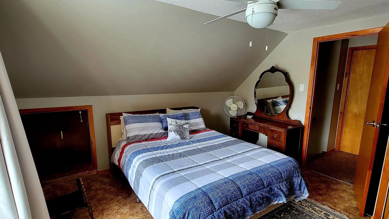 Photo of Bedroom in Wasaga Beach