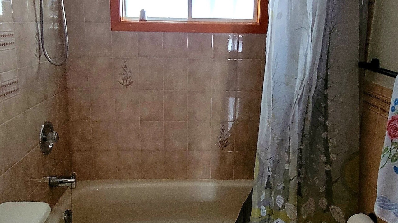 Photo of Bathroom in Wasaga Beach