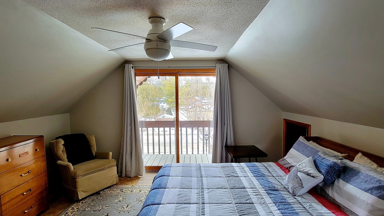 Photo of Bedroom in Wasaga Beach