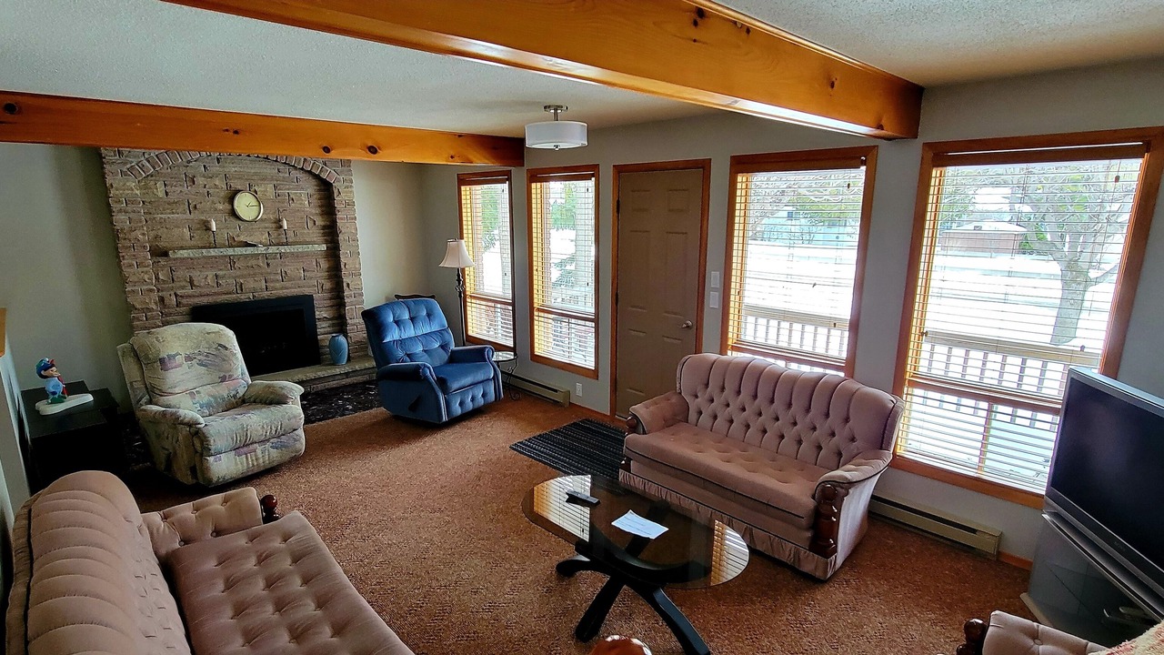 Photo of Livingroom in Wasaga Beach