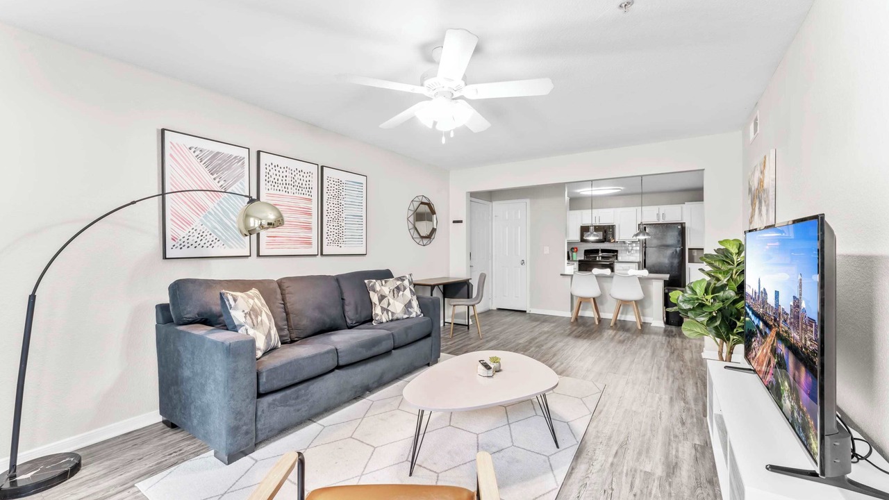Photo of Livingroom in Pleasant Valley
