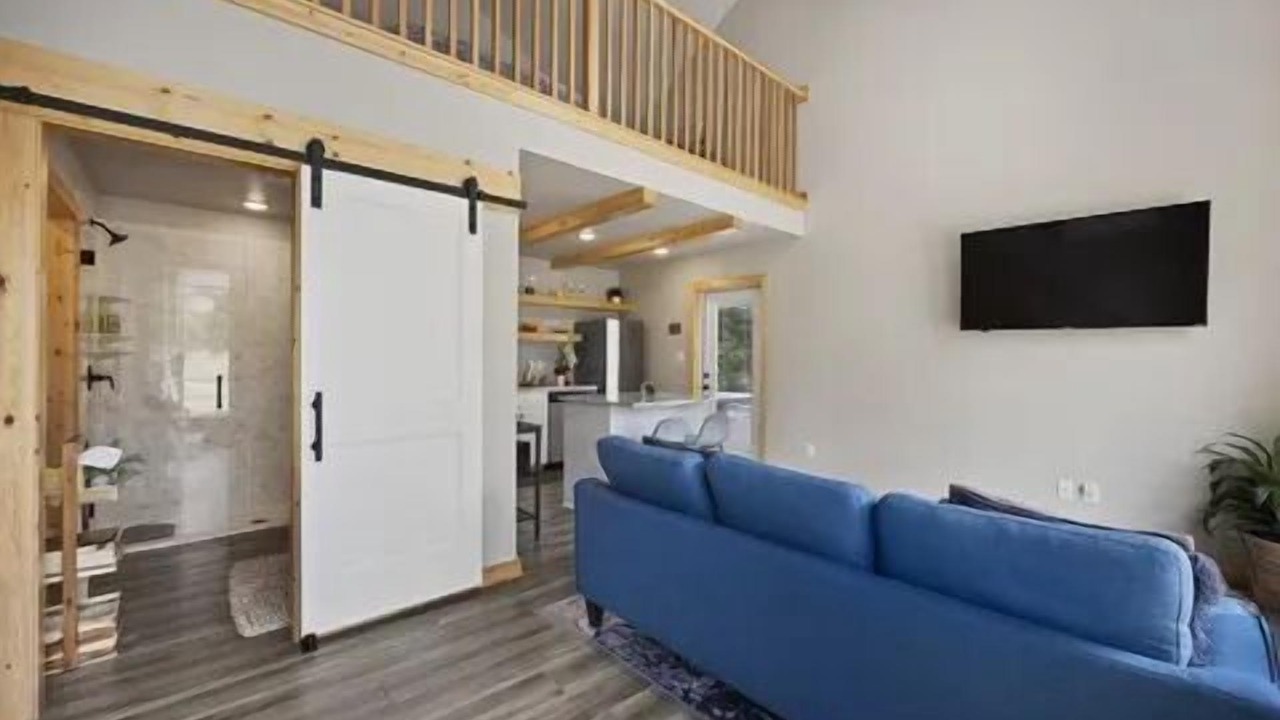 Photo of Livingroom in Tyler