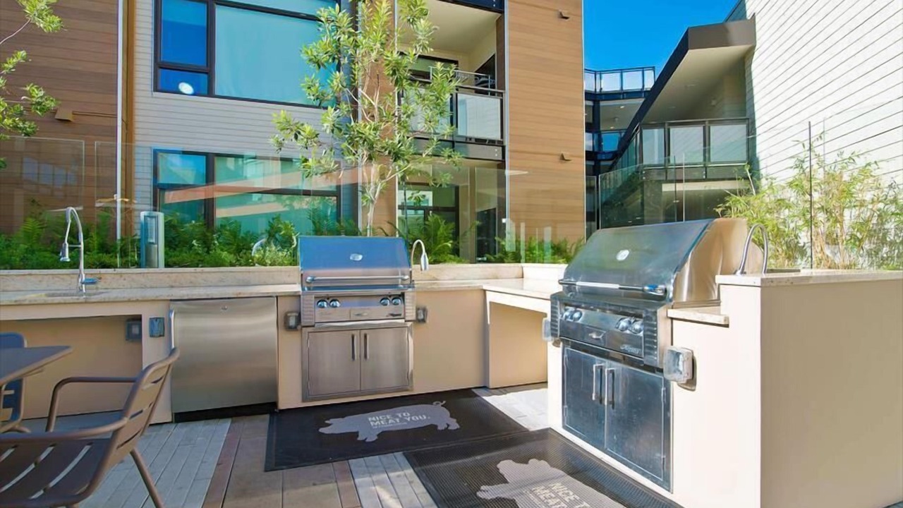 Photo of Outdoor in Shoreline West