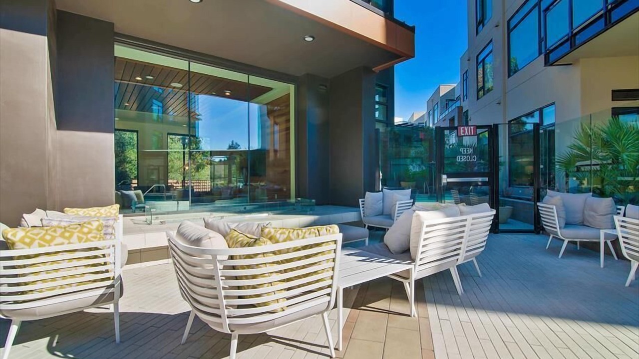 Photo of Outdoor in Shoreline West