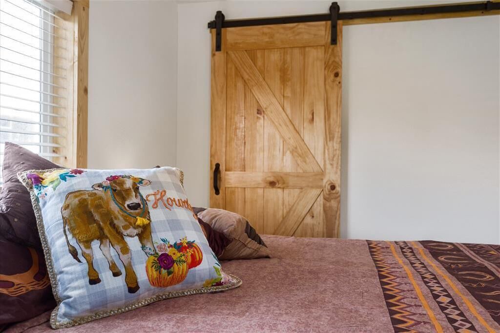 Photo of Bedroom in Hyattville