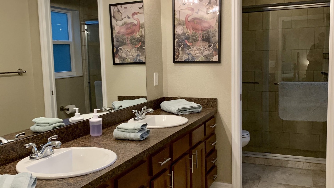 Photo of Bathroom in Newtown
