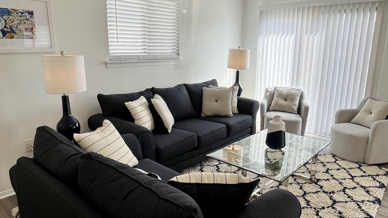 Photo of Bedroom in Avalon