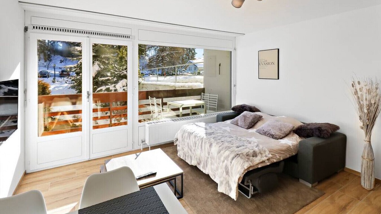 Photo of Bedroom in Noes
