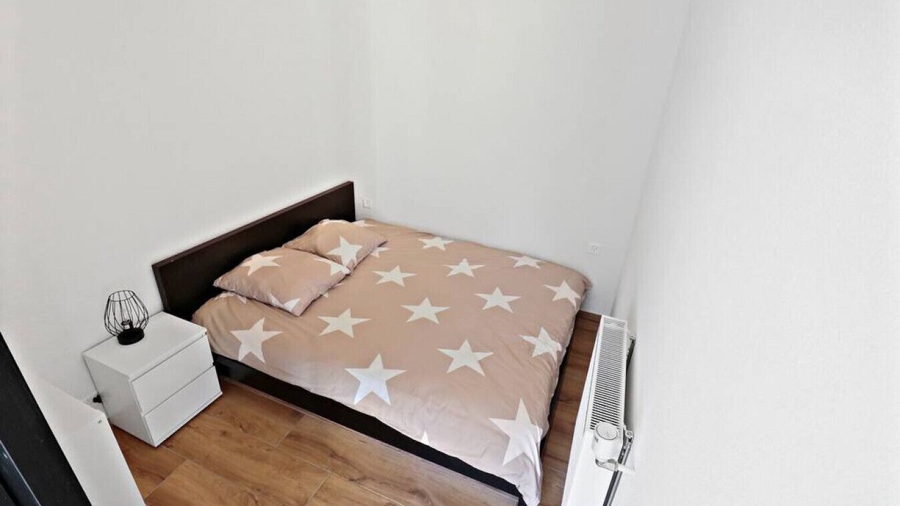 Photo of Bedroom in Noes