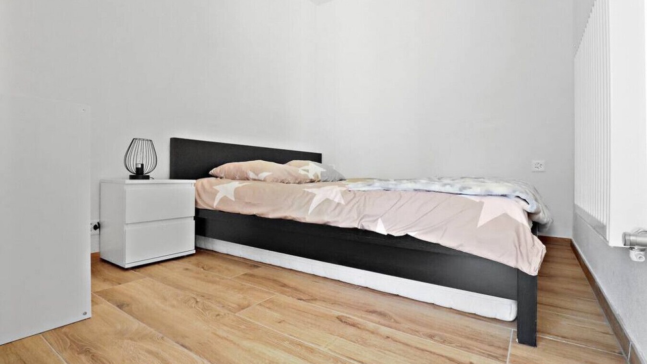 Photo of Bedroom in Noes