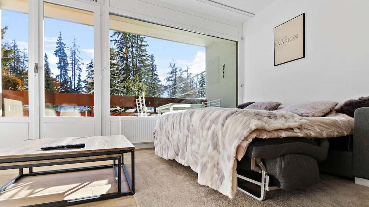 Photo of Bedroom in Noes