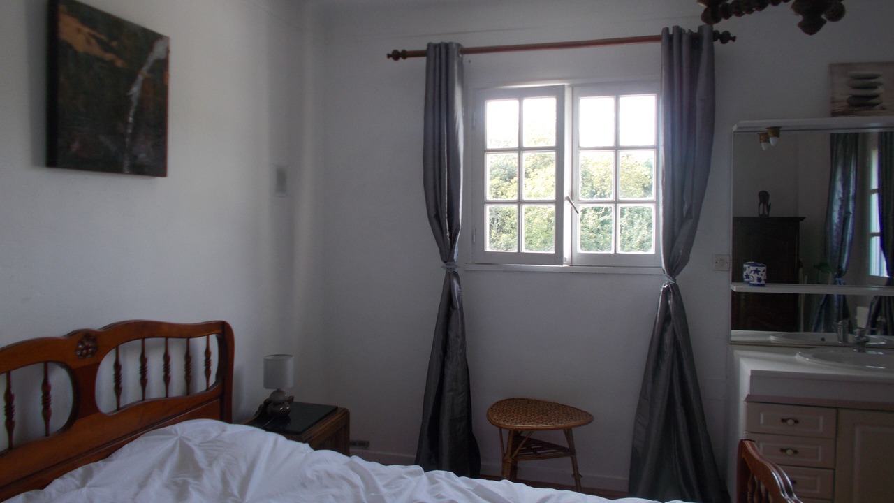 Photo of Bedroom in Lannion