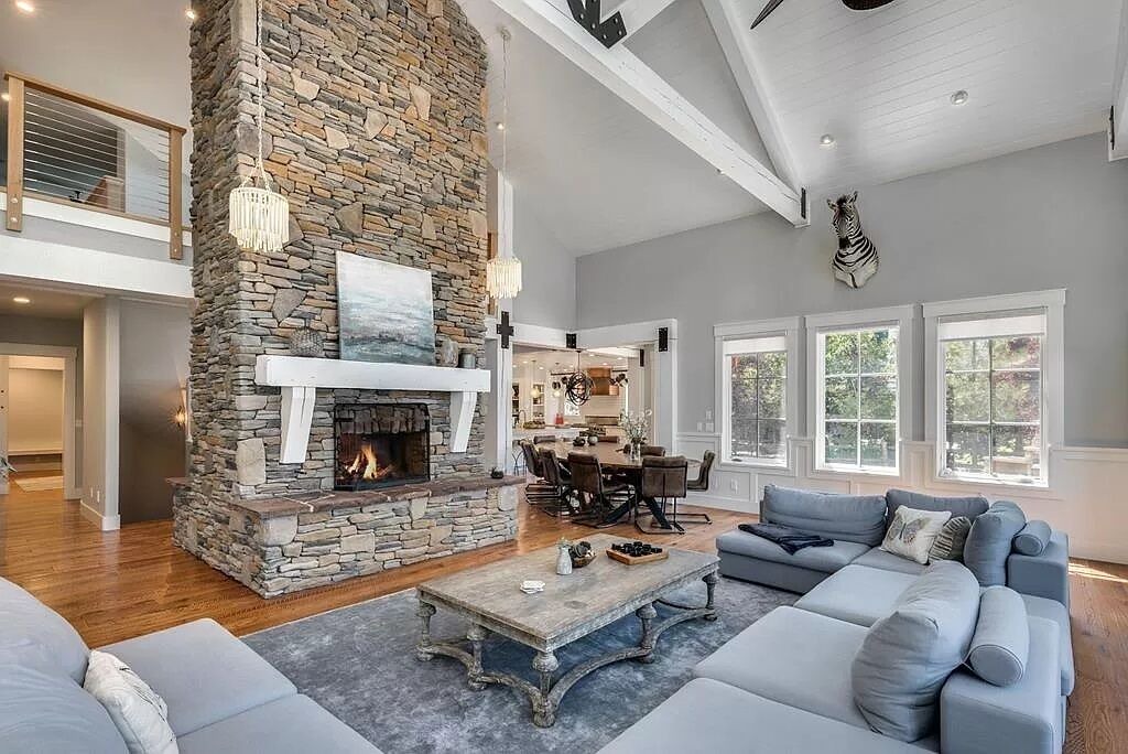 Photo of Livingroom in Tamarack Resort