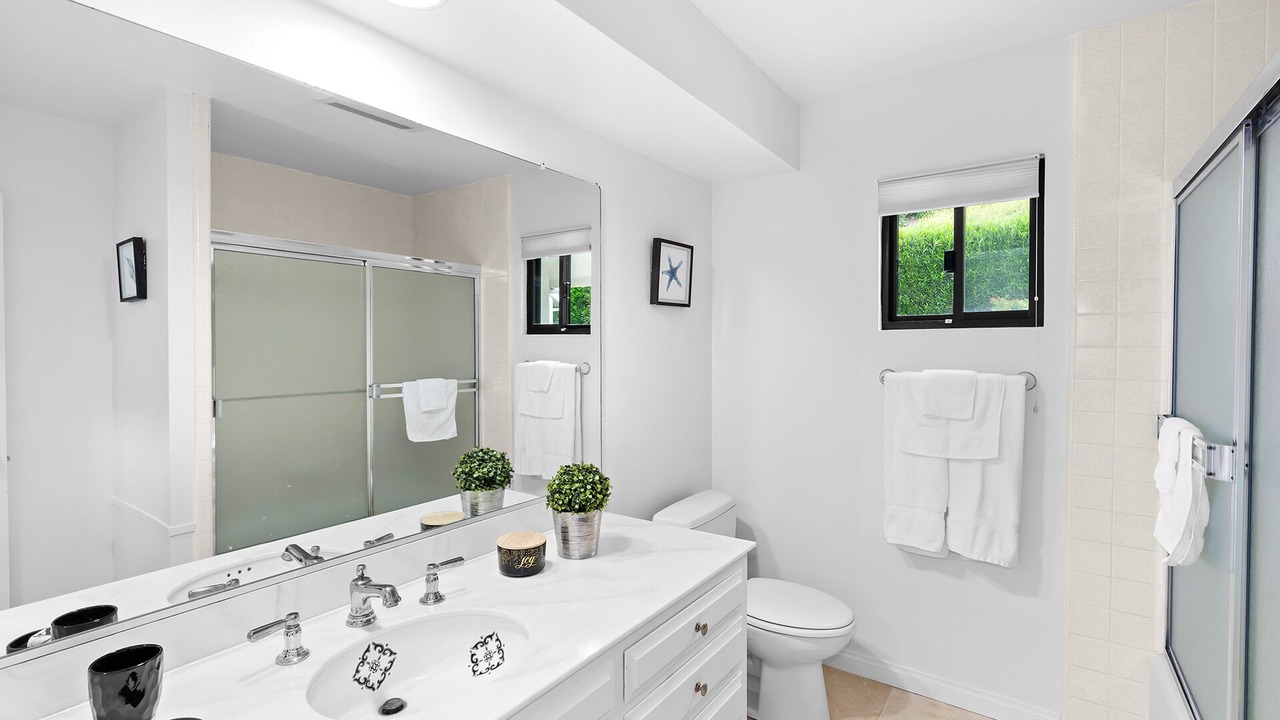 Photo of Bathroom in Central Malibu