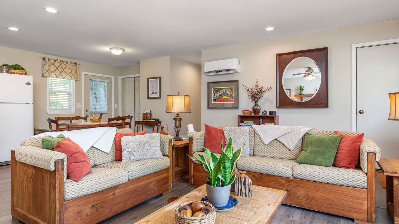 Photo of Livingroom in Hamilton