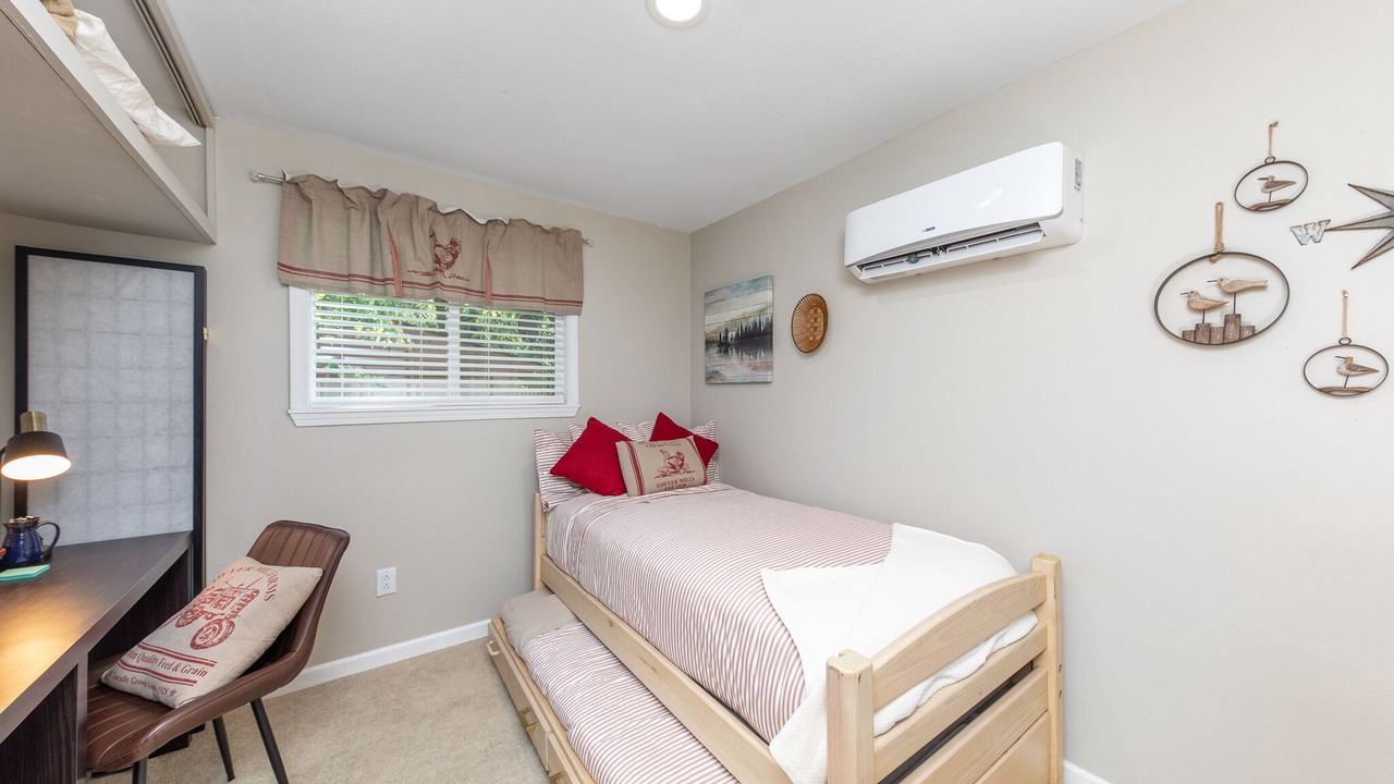 Photo of Bedroom in Hamilton