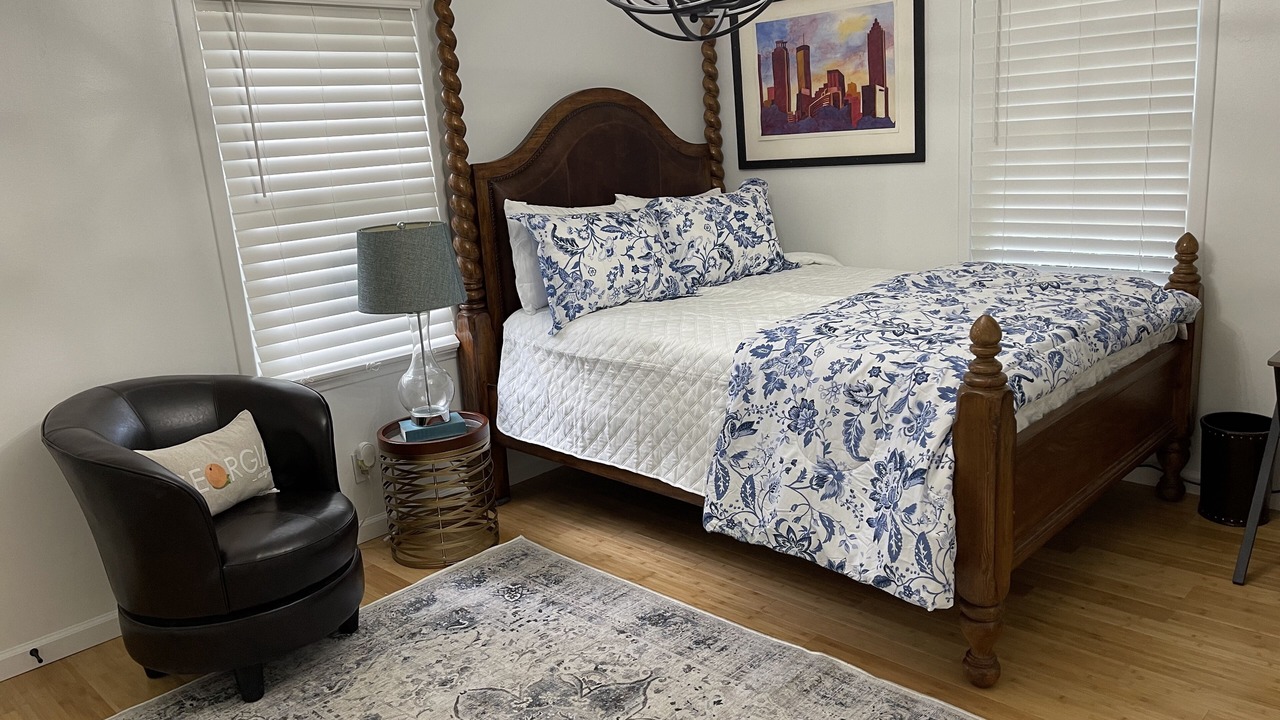 Photo of Bedroom in Midtown