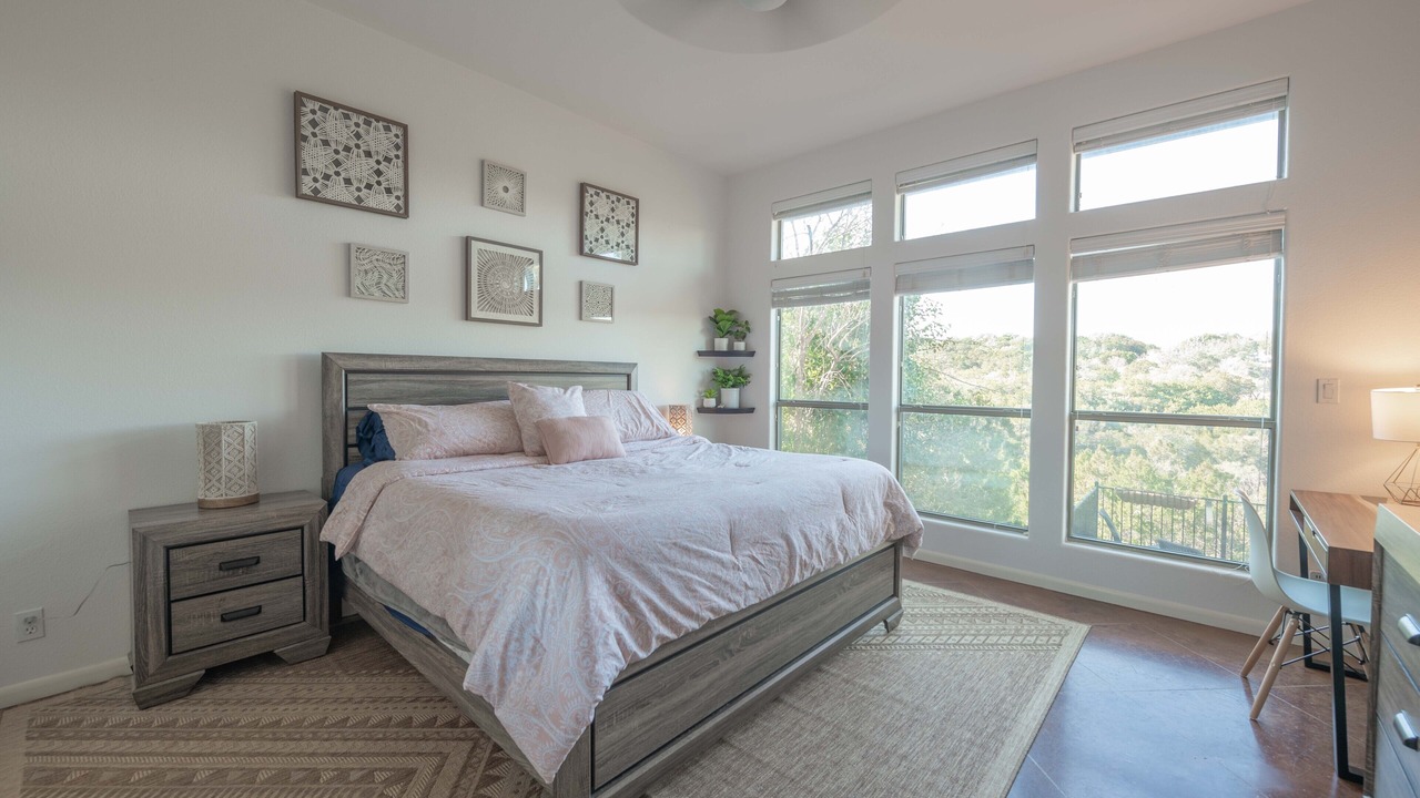 Photo of Bedroom in Apache Shores