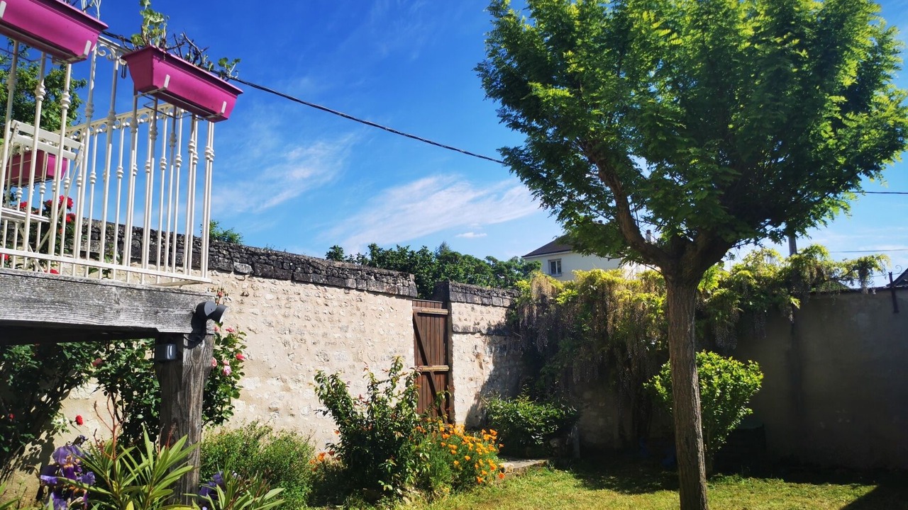 Photo of Outdoor in Chinon