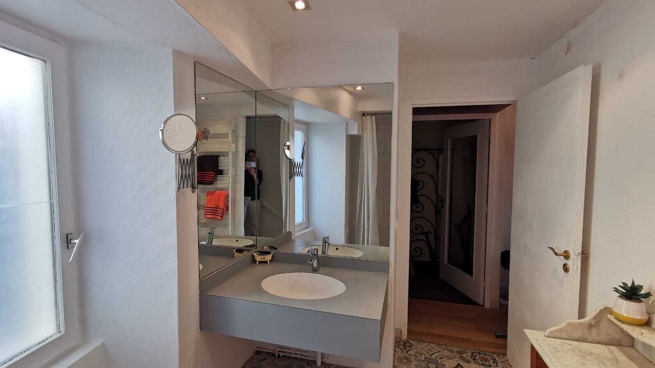 Photo of Bathroom in Chinon