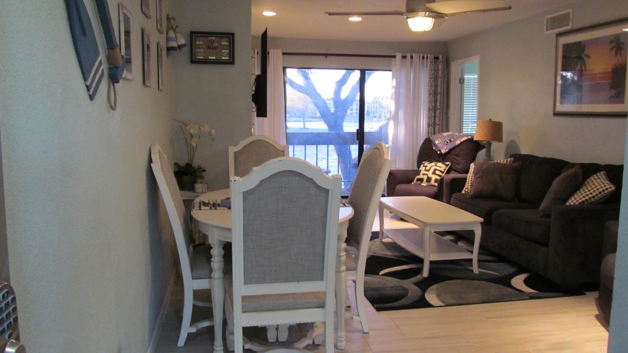 Photo of Livingroom in Walden on Lake Conroe
