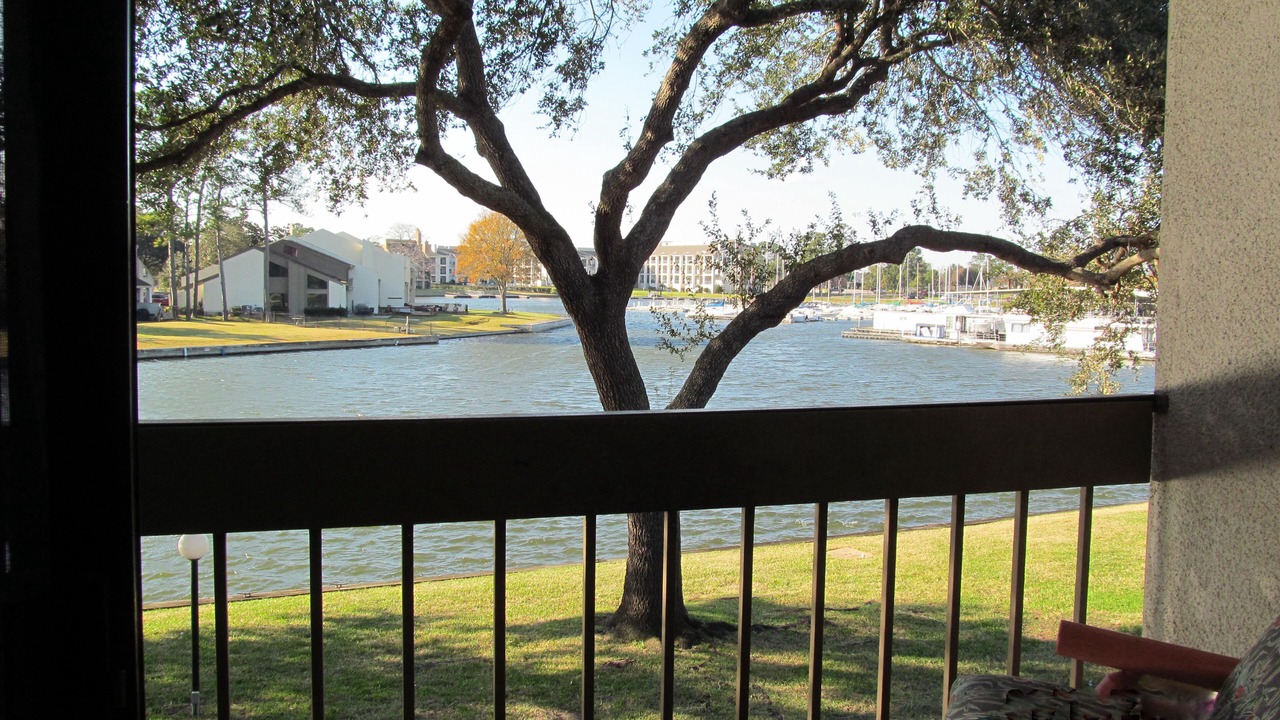 Photo of Outdoor in Walden on Lake Conroe