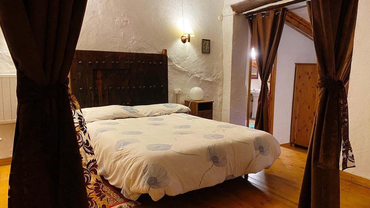 Photo of Bedroom in Reznos