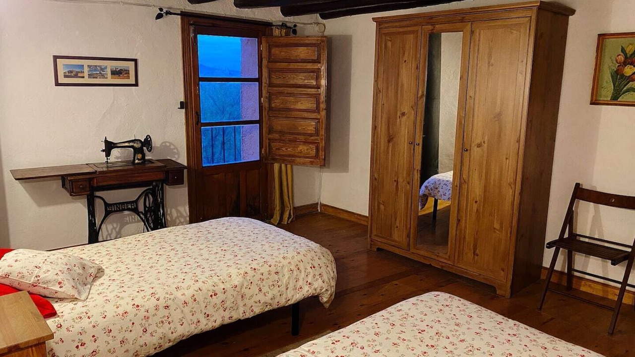 Photo of Bedroom in Reznos