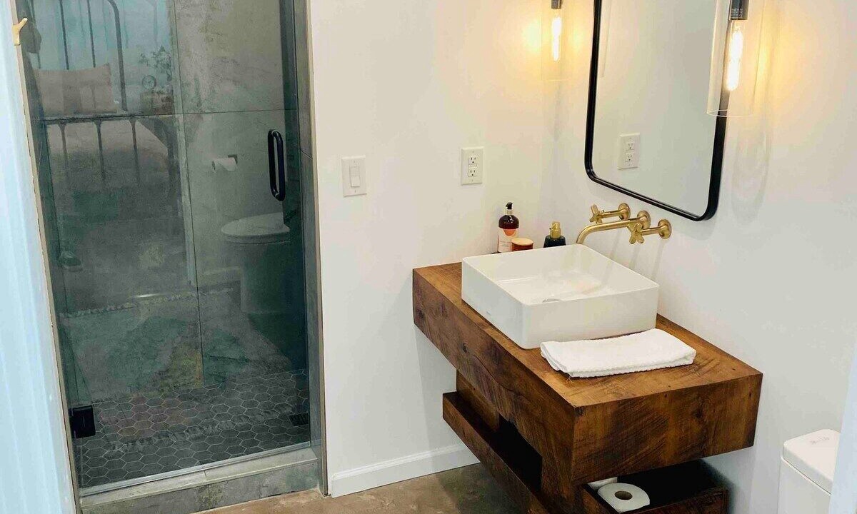 Photo of Bathroom in Camelback East