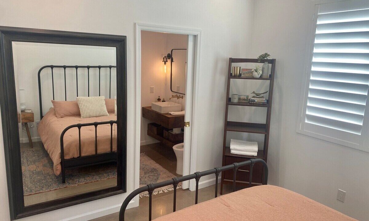 Photo of Bedroom in Camelback East