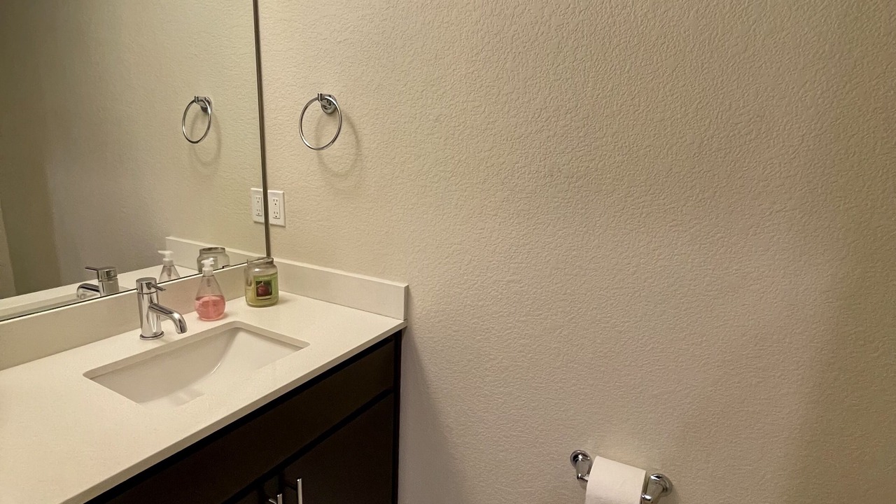 Photo of Bathroom in Jefferson Park