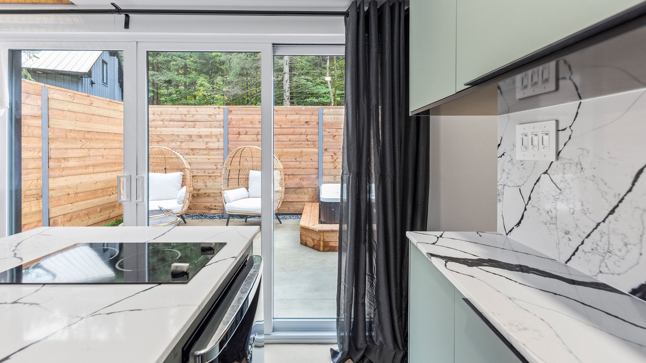 Photo of Kitchen in Val-des-Lacs